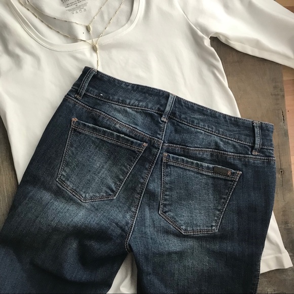 WHBM Embellished bootcut jeans. NWT - Size 0P - Picture 5 of 7